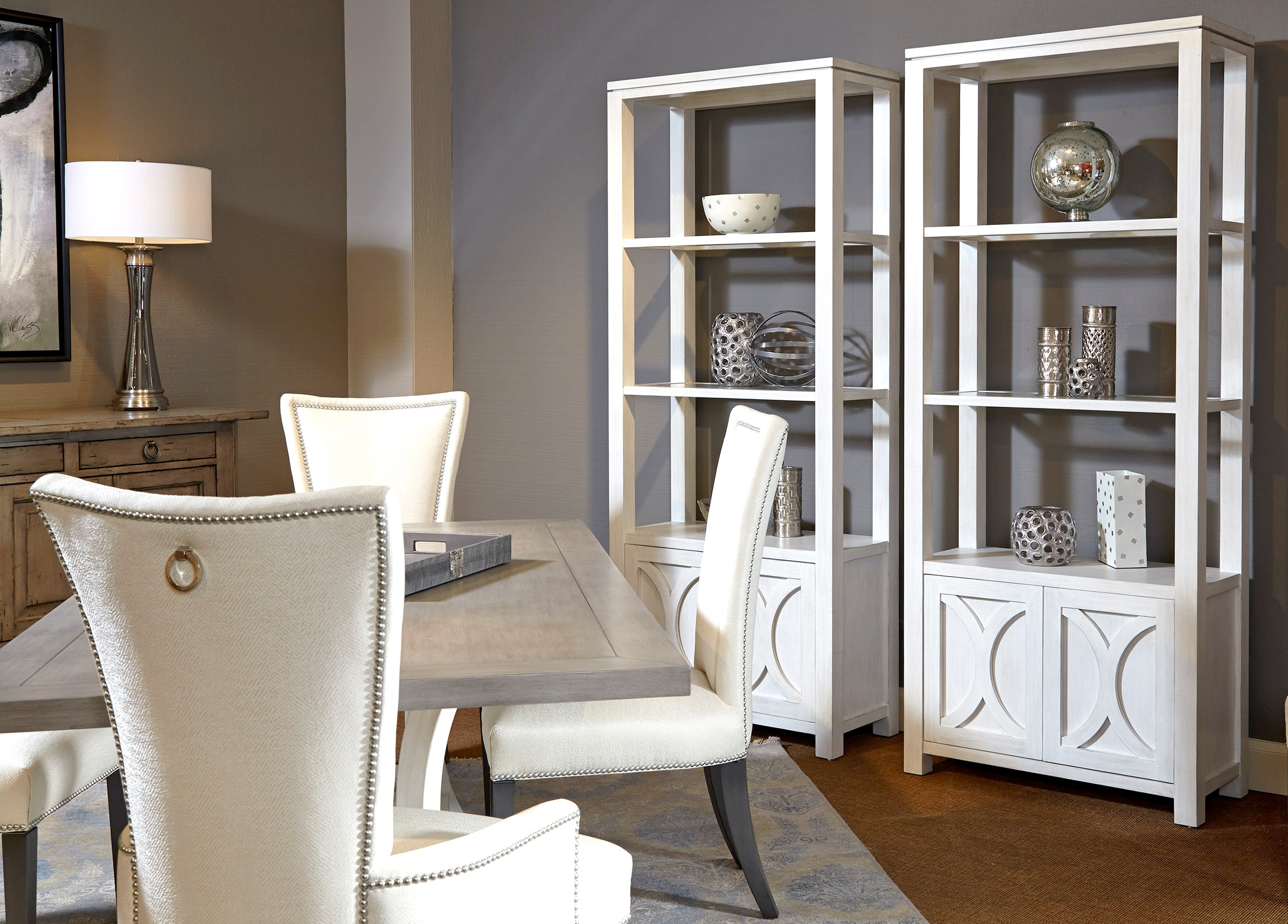 etagere in dining room